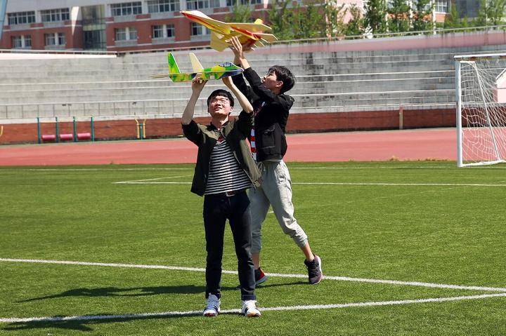 �o�˙C�MУ�@ ���������w��ʢ��